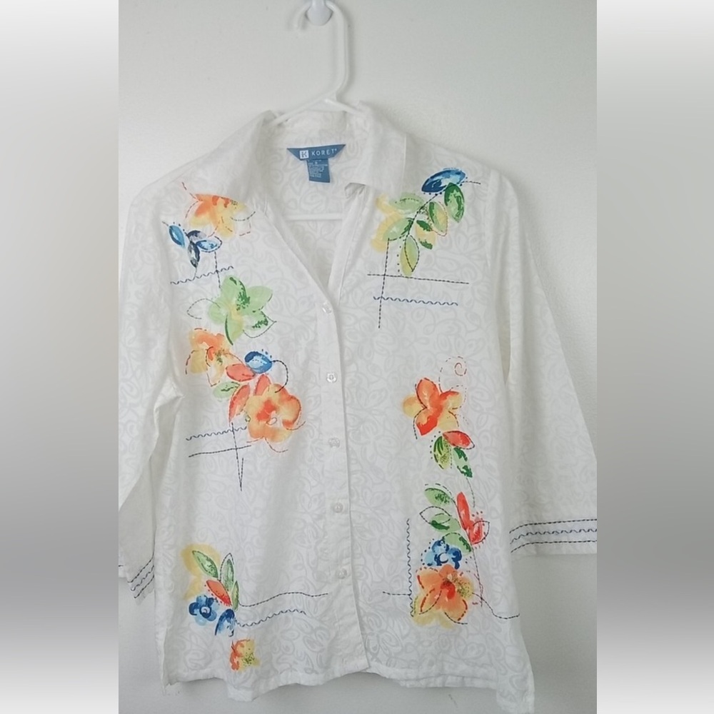 Koret White Floral Button-Down Shirt